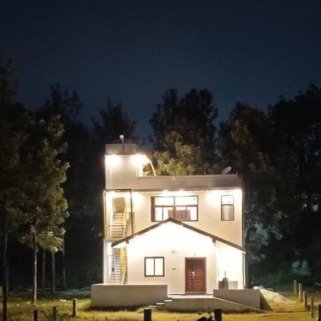 Individual Villa Stay เยลาคีรี ภายนอก รูปภาพ